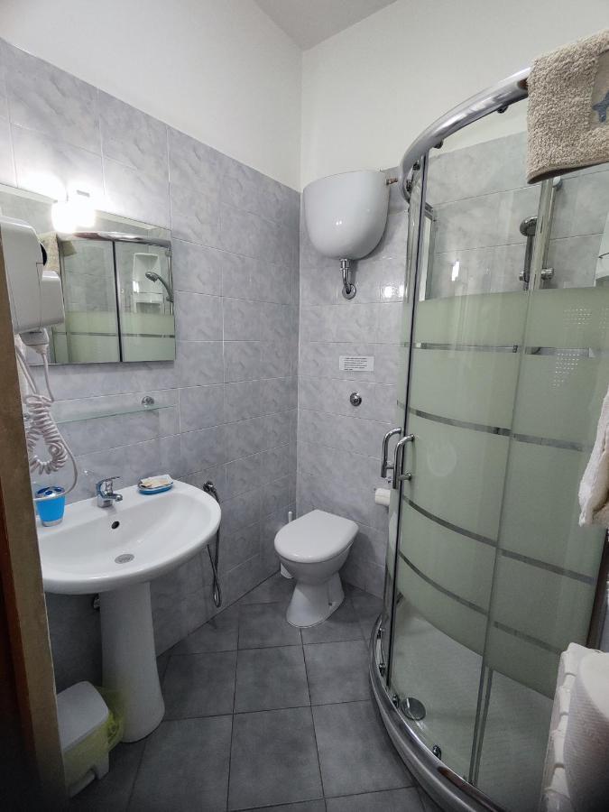 Albergo Primavera Porto Cesareo Eksteriør bilde