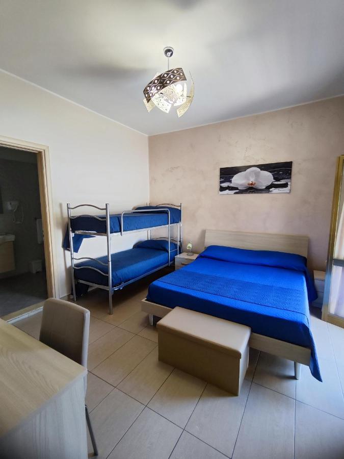 Albergo Primavera Porto Cesareo Eksteriør bilde