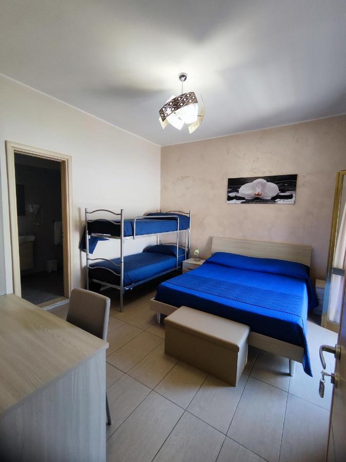 Albergo Primavera Porto Cesareo Eksteriør bilde