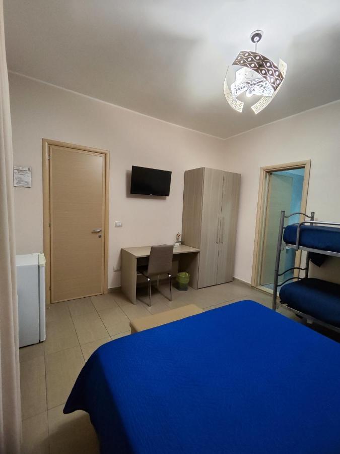 Albergo Primavera Porto Cesareo Eksteriør bilde