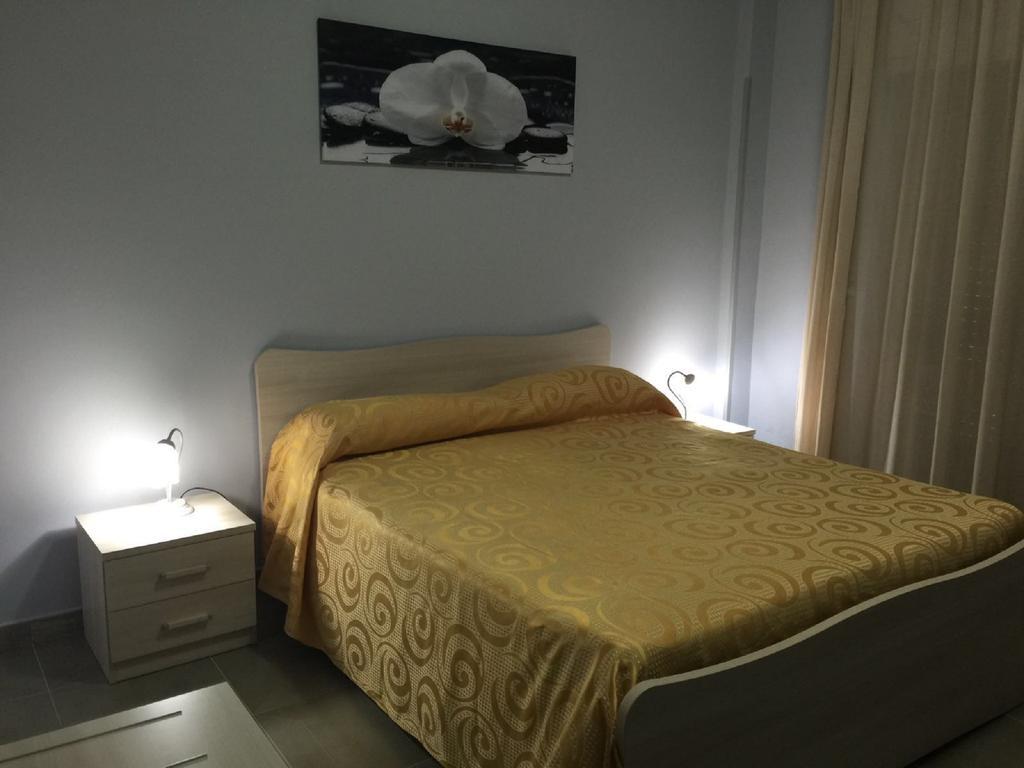 Albergo Primavera Porto Cesareo Eksteriør bilde